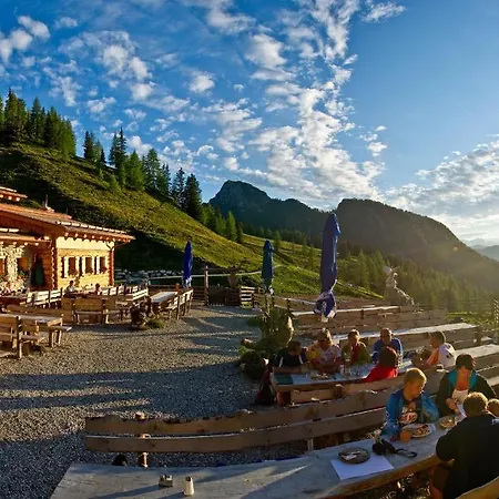 Gasthof Berggasthof Loosbuehelalm
